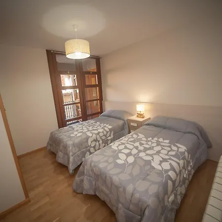 Apartamento Pradas Jaca Exterior foto
